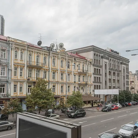 Partner Saksahans'koho Апартаменты Киев